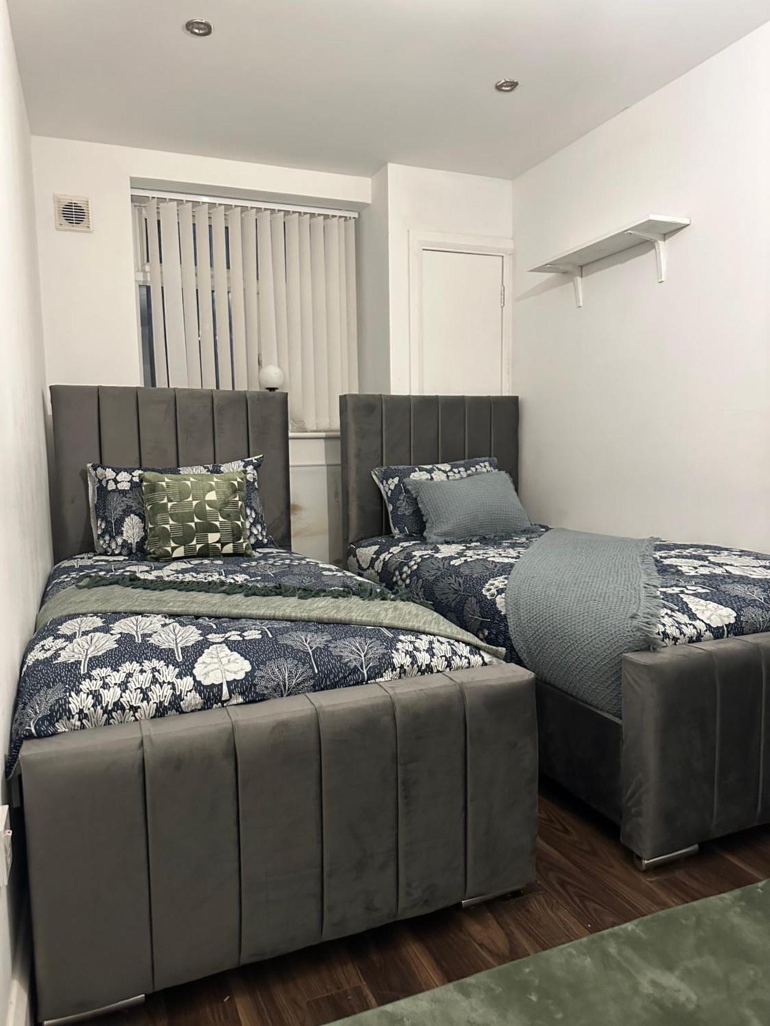 Luxury 2 Bed In Kingscross, St Pancras! With Parking London