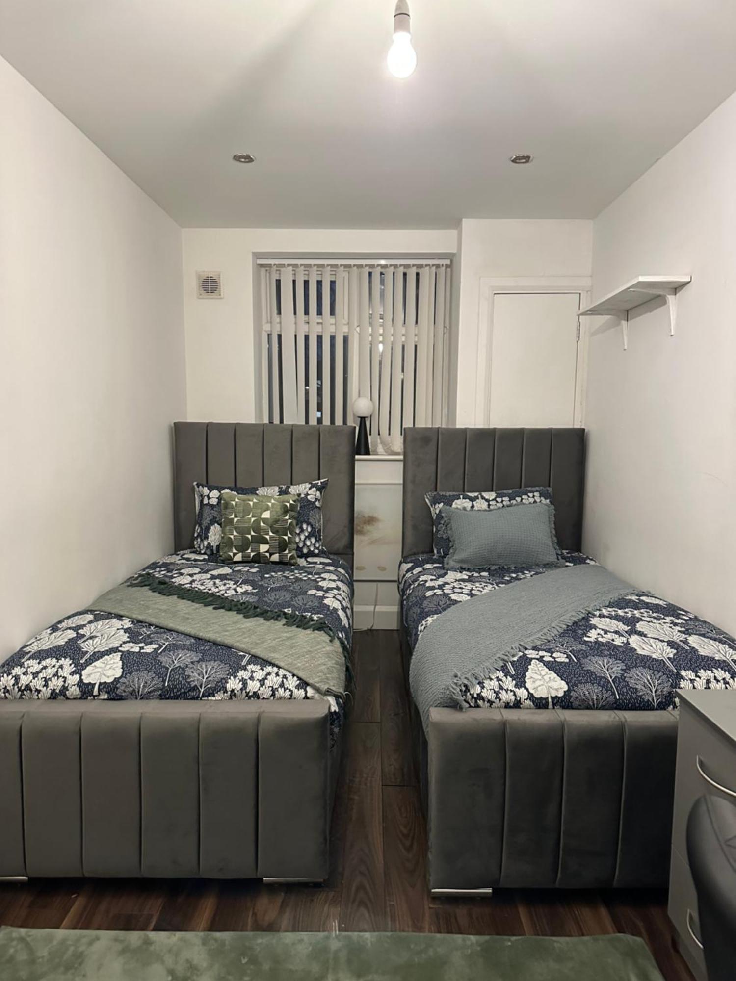 Luxury 2 Bed In Kingscross, St Pancras! With Parking London