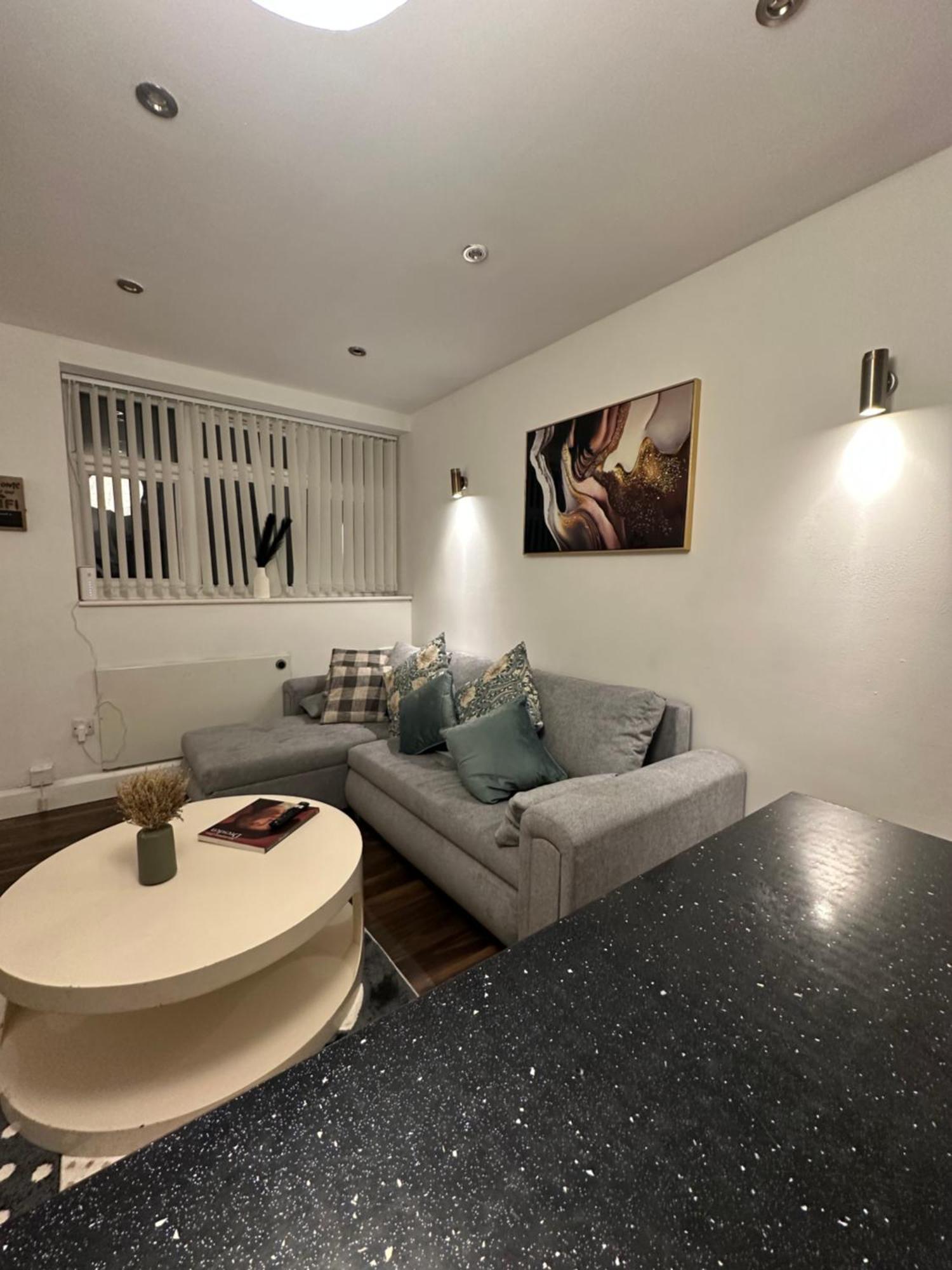 Luxury 2 Bed In Kingscross, St Pancras! With Parking *